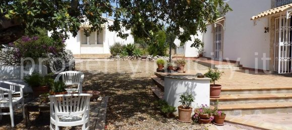 9-Zimmer Villa in Noto, Italy, Nr. 113826 7