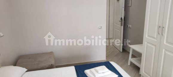 Apartamento de 4 dormitorios en Naples, Italy No. 357653 12