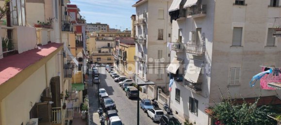 Apartamento de 4 dormitorios en Naples, Italy No. 357653 16