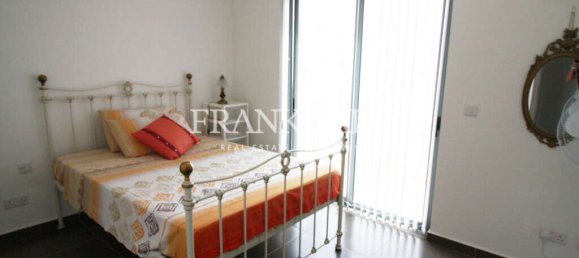 3 bedrooms Penthouse in Marsaskala, Malta No. 6393 5