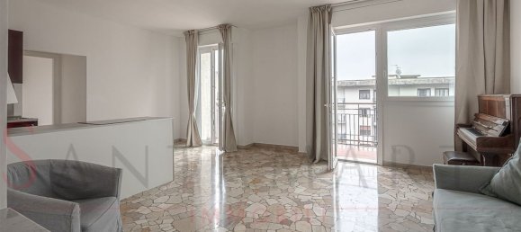 4-Zimmer Wohnung in Milan, Italy, Nr. 243525 2