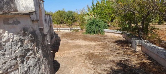 Дом с 2 спальнями в Остуни, Италия № 371759 17