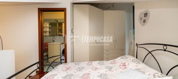 3غرفة شقة في Brembate, Italy رقم 68888 22