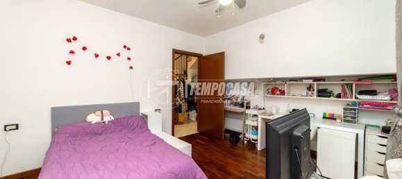 3غرفة شقة في Brembate, Italy رقم 68888 8