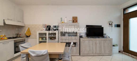 3غرفة شقة في Brembate, Italy رقم 68888 2