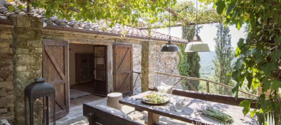 6 غرف نوم فيلا في Cortona, Italy رقم 57135 5