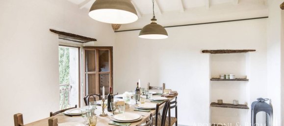 6 غرف نوم فيلا في Cortona, Italy رقم 57135 11