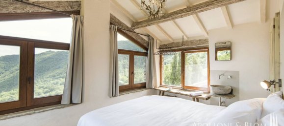 6 غرف نوم فيلا في Cortona, Italy رقم 57135 15