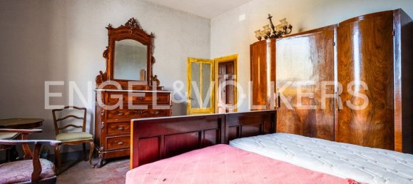 9 bedrooms Villa in Florence, Italy No. 225143 23