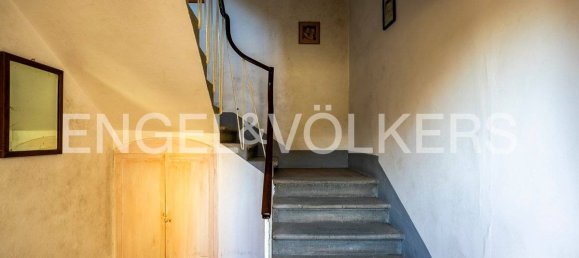 9 bedrooms Villa in Florence, Italy No. 225143 7