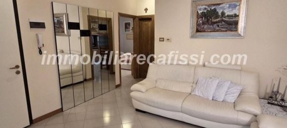 4 Schlafzimmer Wohnung in Prato, Italy, Nr. 342040 6