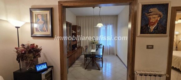4 Schlafzimmer Wohnung in Prato, Italy, Nr. 342040 3