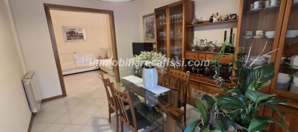 4 Schlafzimmer Wohnung in Prato, Italy, Nr. 342040 5