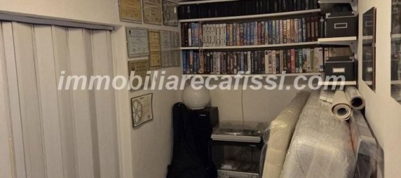4 Schlafzimmer Wohnung in Prato, Italy, Nr. 342040 38