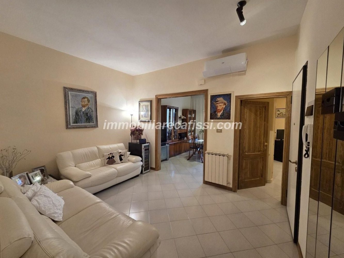 4 Schlafzimmer Wohnung in Prato, Italy, Nr. 342040