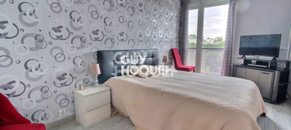 Apartamento de 2 dormitorios en Maurepas, France No. 327953 4