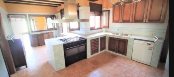 Дом с 10 спальнями в Палау-Солита I Плегаманс, Испания № 80371 25