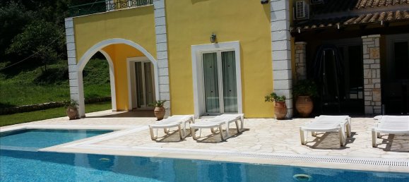 4 chambres villa à vendre à Corfu, Central Corfu and Diapontian Islands, Corfu, Ionian Islands, Peloponnese, Western Greece and the Ionian, Greece № 7816 4