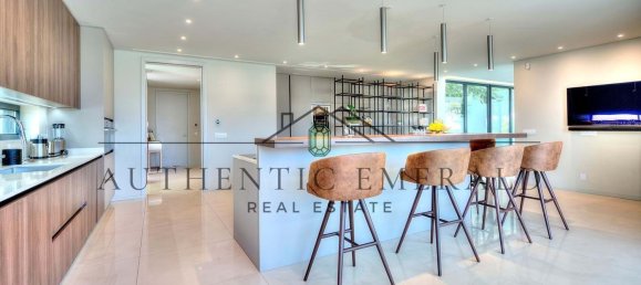 8 bedrooms House in Quarteira, Portugal No. 93306 12