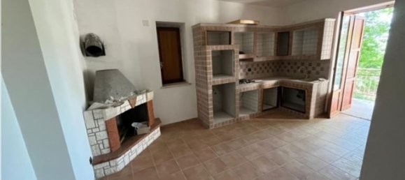 6 rooms House in Borgorose, Italy No. 105976 5