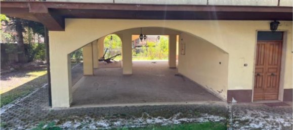 6 rooms House in Borgorose, Italy No. 105976 3