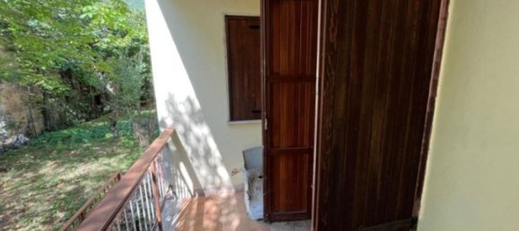 6 rooms House in Borgorose, Italy No. 105976 4