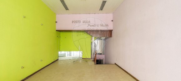 444m² Building in Porto, Portugal No. 120086 25