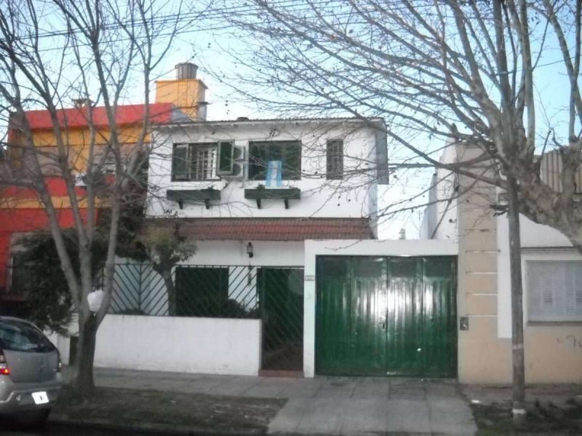 Casa T3 em Lanus, Argentina N.º 19295