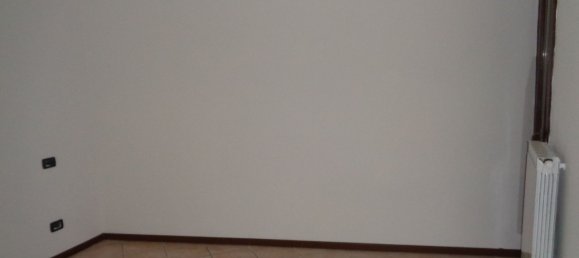 Studio à Milan, Italy No. 330321 16