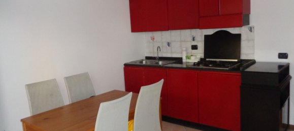 Studio à Milan, Italy No. 330321 9