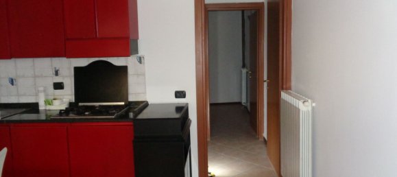 Studio à Milan, Italy No. 330321 10