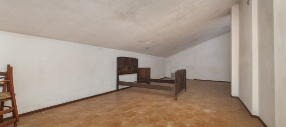 Casa de 5 habitaciónes en Saluzzo, Italy No. 284085 36