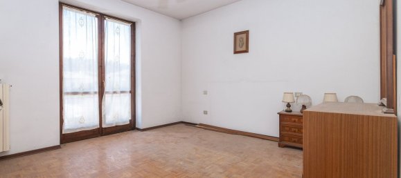 Casa de 5 habitaciónes en Saluzzo, Italy No. 284085 28