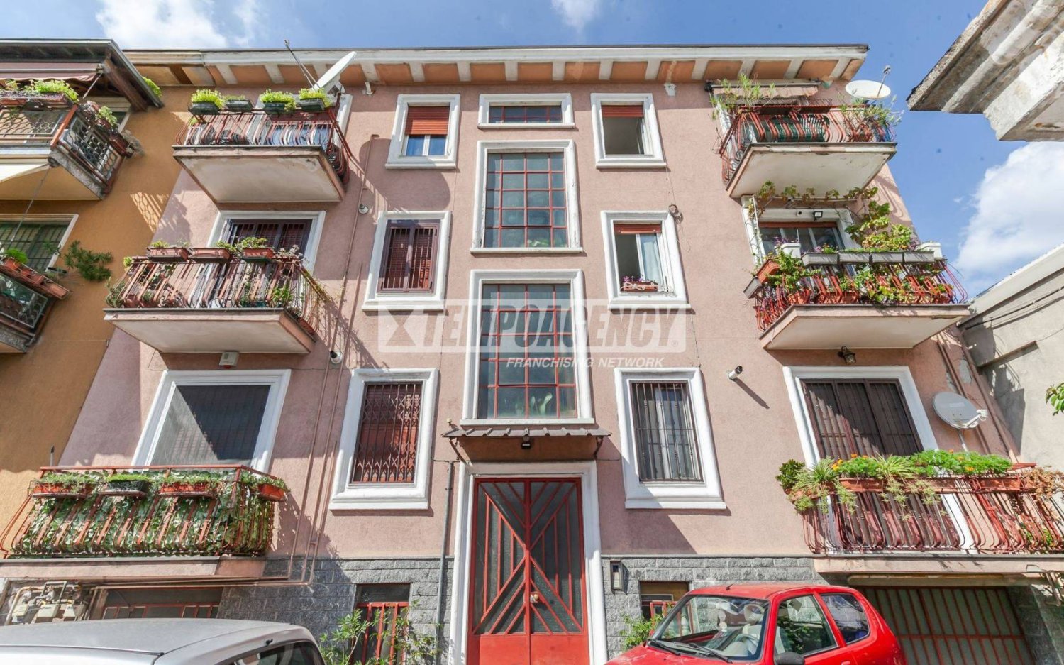 Apartamento T2 em Cormano, Italy N.º 360227