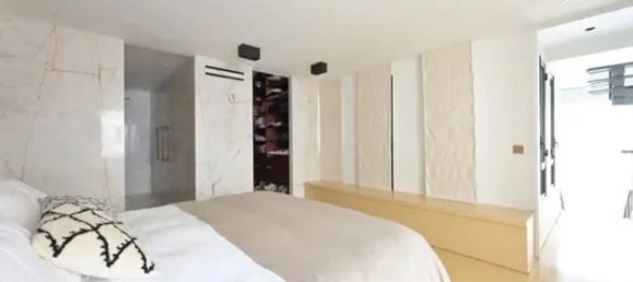 2 bedrooms Duplex in Paris, France No. 166238 15