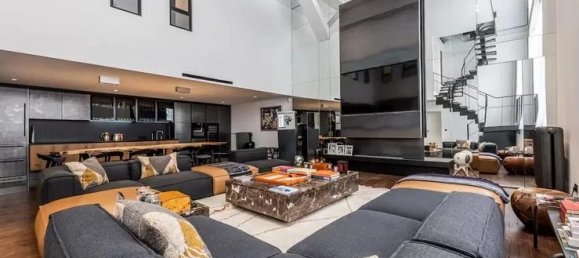 2 bedrooms Duplex in Paris, France No. 166238 4