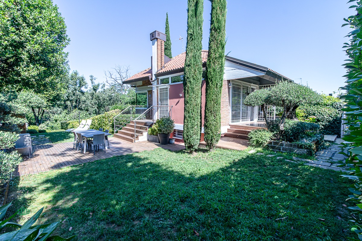 4 غرف نوم منزل في San Lazzaro di Savena, Italy رقم 321706