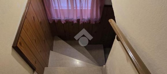 6 rooms House in Castel d'Azzano, Italy No. 15100 35