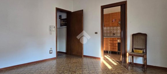 6 rooms House in Castel d'Azzano, Italy No. 15100 26