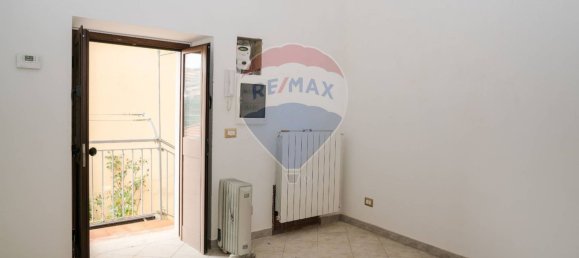 Дом с 5 комнатами в Энна, Италия № 131010 6