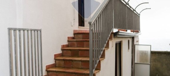 Дом с 5 комнатами в Энна, Италия № 131010 18