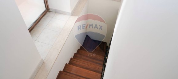 Дом с 5 комнатами в Энна, Италия № 131010 8