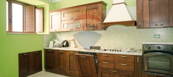 Дом с 5 комнатами в Энна, Италия № 131010 14