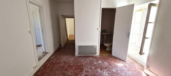 4 bedrooms House in Corbeil-Essonnes, France No. 171704 8