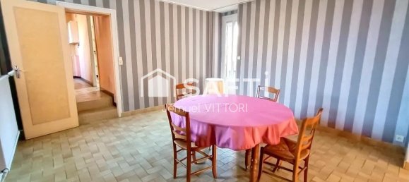 Casa de 4 dormitorios en Mayenne, France No. 285059 4