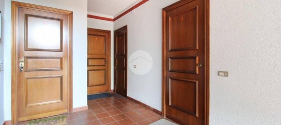 Квартира с 2 спальнями в Пинето, Италия № 345369 2