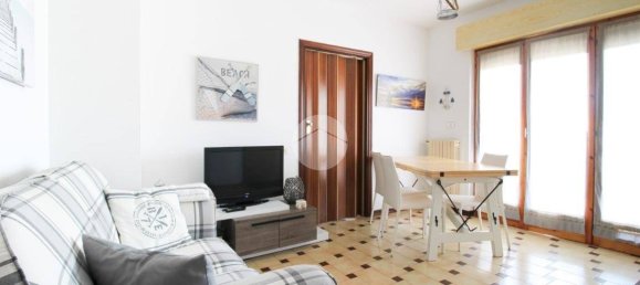 Квартира с 2 спальнями в Пинето, Италия № 345369 3