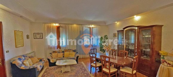 Дом с 4 спальнями в Петрозино, Италия № 154461 5