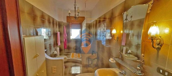 Дом с 4 спальнями в Петрозино, Италия № 154461 10