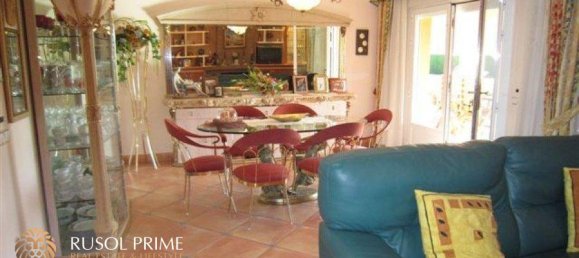 6 bedrooms Villa in Benissa, Spain No. 1504 2